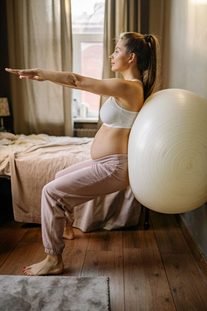stay fit while pregnant